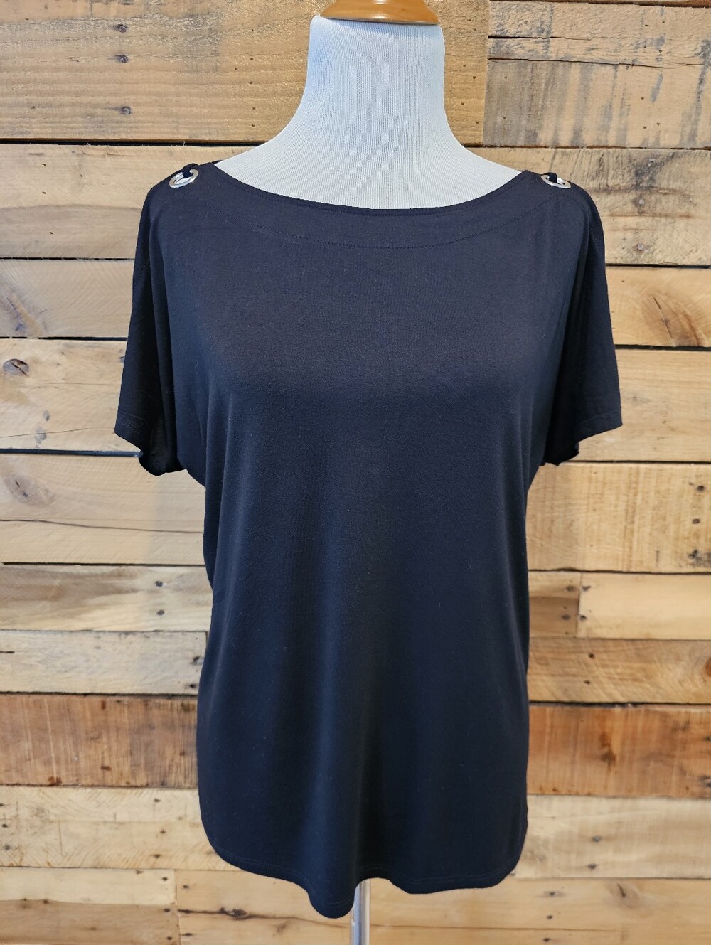 Cable & Gauge Black Short-Sleeve Boatneck Top w/ Cold Shoulder Detail Size L